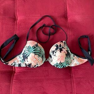 Venus Bikini top